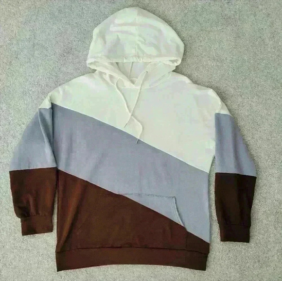 PatPat Tops - ✨Woman's Colorblock Kangaroo Pocket Hoodie✨
